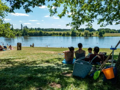 Lacs-de-Haute-Charente-plage-de-la-Chassagne-8211-Videix_2349562