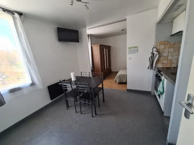 Le-BARrezien-8211-Meuble-T1-bis-8211-Lacroix-Barrez_2240804