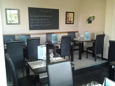 Le-Cafe-des-Quais-a-Conde-sur-Noireau_520713