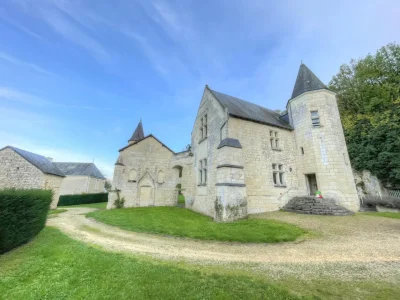 Le-Castel-8211-Chinon_1654944