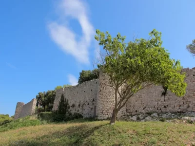 Le-Castellas_663578