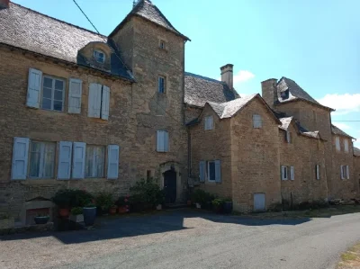 Le-Clos-de-Soulages-8211-2-personnes-8211-Palmas-d039Aveyron_2239361