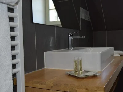 Le-Clos-des-Marronniers-8211-Chambre-Jules-8211-Douvres-la-Delivrande_2922695