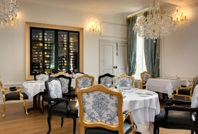 Le-Daniel039s-8211-Alexandra-Palace-8211-La-Maison-Younan-8211-Mazieres-en-Gatine_3508784