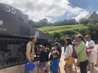 Le-Debarquement-explique-aux-enfants-8211-Arromanches-les-Bains_2642426