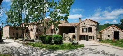 Le-Hameau-de-Moules-groupes-8211-Fondamente_2254871