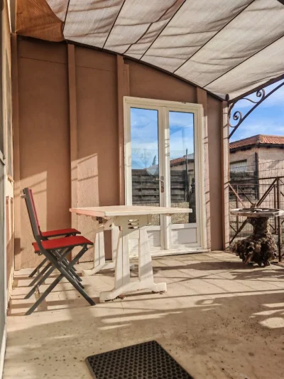 Le-Jacaranda-8211-Arles_2466635