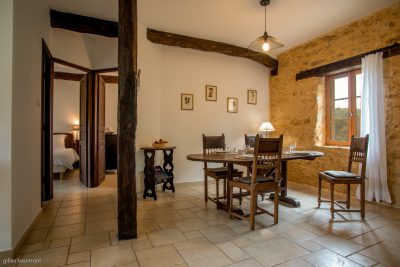 Le-Petit-Manoir-De-Vitrac-8211-Gite-Le-Bois_99159