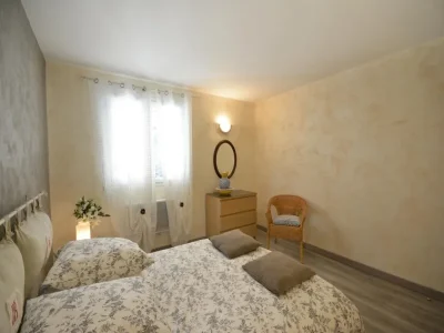 Le-Romarin-8211-Arles_2684388
