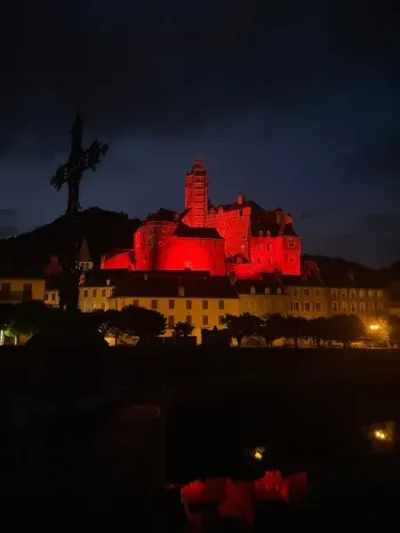 Le-Son-amp-Lumiere-d039Estaing-1-000-ans-d039histoire-8211-06-08-2025-8211-Estaing_2989473