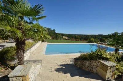 Le-Tour-8211-Faux-en-Perigord_3737203