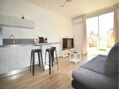Le-Vacon-10-8211-Marseille-1er-Arrondissement_2576493