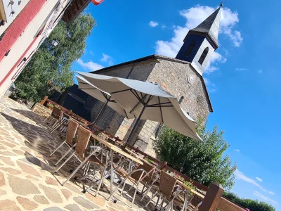 Le-Vieux-Chateau-8211-La-Roche-l039Abeille_2686209