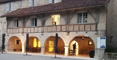 Le-bar_439835