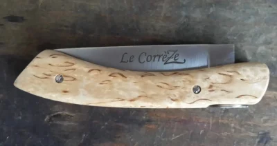 Le-couteau-de-Correze-8211-Eustache-8211-Collonges-la-Rouge_3644182