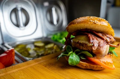 Les-Burgers-de-Lucien-8211-La-Charite-sur-Loire_1713929