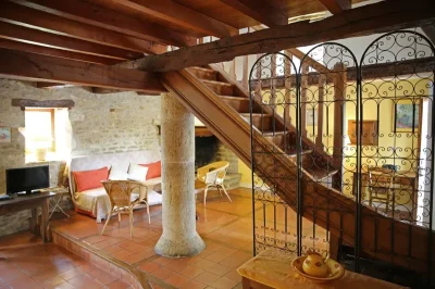 Les-Gites-du-Colombier-quotLes-Mesangesquot-8211-Trespoux-Rassiels_2445237