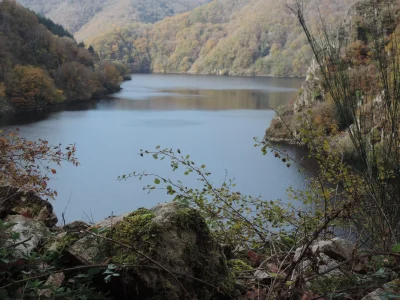 Les-Gorges-de-la-Dordogne-8211-Servieres-le-Chateau_3715870