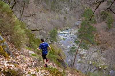 Les-Gorges-du-Bes-depuis-Fournels-8211-Trail-n°34-8211-Fournels_3751431