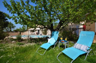 Les-Hauts-d039Eyragues-Aigue-Marine_172668