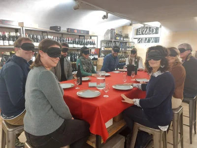 Les-Jeux-du-vin-a-La-cave-du-cours-Mirabeau-8211-Aix-en-Provence_3112910