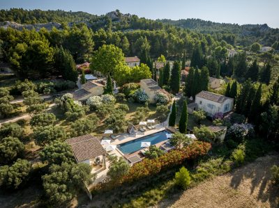 Les-Petites-Maisons-8211-Hameau-des-Baux_78283