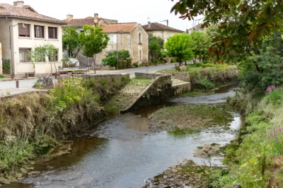 Les-Pistes-de-Robin-Isle-Saint-Georges-et-ses-secrets-8211-Isle-Saint-Georges_3859886-3