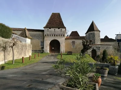Les-Randos-des-Nounous-8211-La-Boucle-des-Remparts-8211-Lusignac_3434027