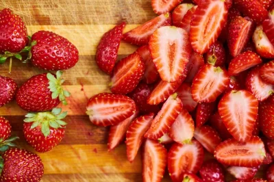 Les-fraises-de-Noureuil-8211-Viry-Noureuil_3436651