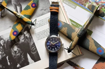 Les-montres-Tor-8211-Razes_1839293-1