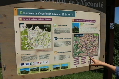 Les-paysages-de-la-Vicomte-de-Turenne-8211-Ligneyrac-8211-Ligneyrac_3714895