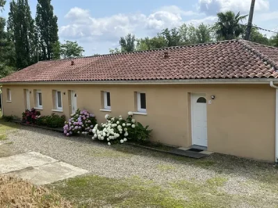 Location-Les-Iris-8211-Eugenie-les-Bains_1631715