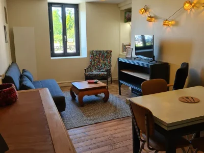 Location-au-coeur-du-village-8211-Cussac_1681838