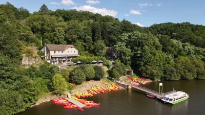 Location-de-canoes-kayaks-et-paddles-a-l039Hotel-Restaurant-du-Lac-8211-Saint-Plantaire_1505909-1