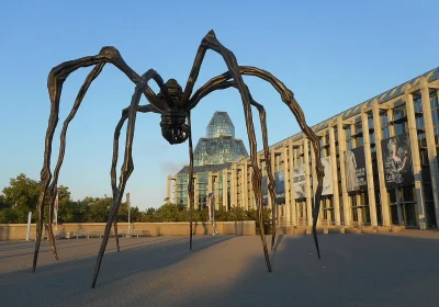 Louise-Bourgeois-ou-lartiste-quotqui-fait-des-araigneesquot-8211-22-05-2025-8211-Aix-en-Provence_2436614