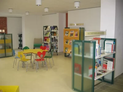 MEDIATHEQUE-DE-LA-HALLE-AUX-GRAINS_567887