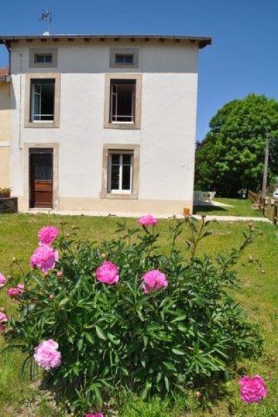 MEUBLE-DE-TOURISME-LABOURIEURE_81650