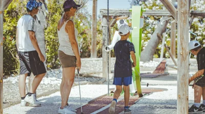 MINI-GOLF-PIRATE-LAND-8211-Marseillan_2856959