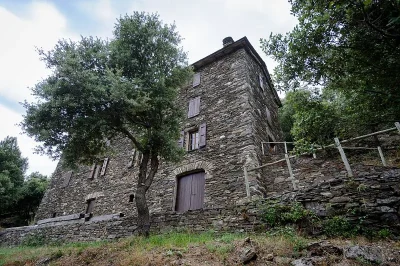 Magnanerie-de-La-Roque-8211-Molezon_3746237