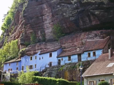 Maisons-des-Rochers_633403