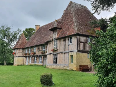 Manoir-de-Bellou-8211-Livarot-Pays-d039Auge_2443078