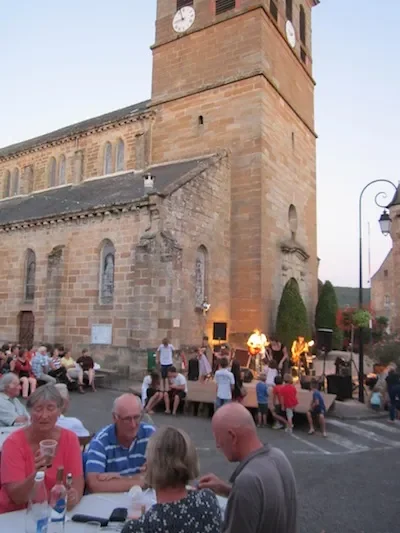 Marche-Gourmand-Nocturne-a-Lacapelle-Marival-8211-21-08-2025-8211-Lacapelle-Marival_2867874