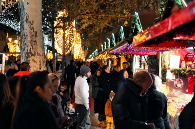 Marche-de-Noel-d039Aix-en-Provence-8211-Les-Chalets-8211-14-11-2025-8211-Aix-en-Provence_2364183