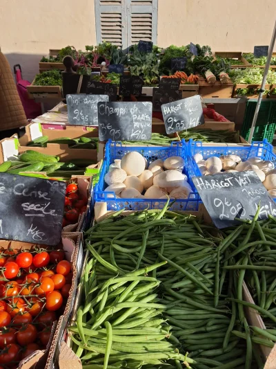 Marche-du-Mardi-a-La-Ciotat-8211-07-01-2025-8211-La-Ciotat_2348650