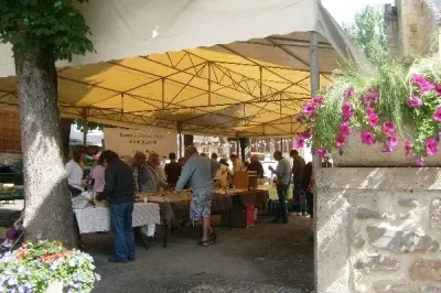 Marche-du-lundi-matin-a-Ste-Eulalie-d039Olt-8211-30-06-2025-8211-Sainte-Eulalie-d039Olt_2807321