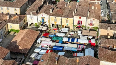 Marche-gourmand-et-concours-de-cuisine-8211-Bastides-en-fete-8211-26-10-2025-8211-Monpazier_3167865