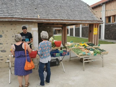 Marche-hebdomadaire-8211-25-09-2026-8211-Laroin_3833201
