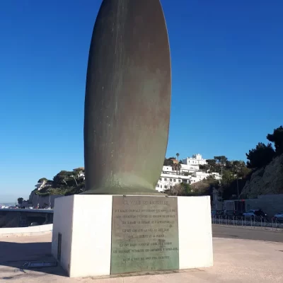Memorial-des-Rapatries-l039helice-de-Cesar_665344