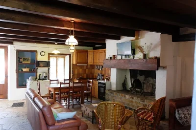 Meuble-3-etoiles-La-Joubertie-8211-Coussac-Bonneval_1641378