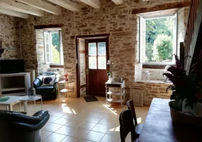 Meuble-Le-moulin-des-Jalladas-8211-Saint-Yrieix-la-Perche_1641334